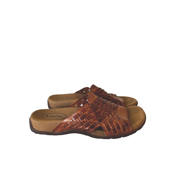 Taos Women's Size 8 Guru Cognac Leather Comfort Woven Slide Sandals Spain NEW - Picture 3 of 10